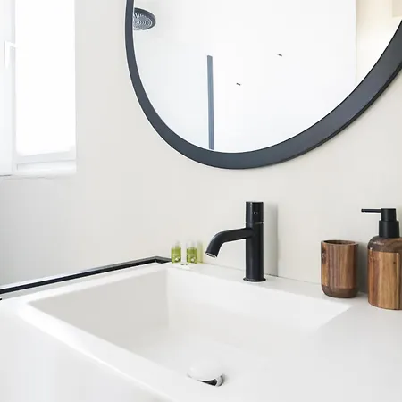 Easylife - Con Terrazzo Vicino Duomo Daire Milano