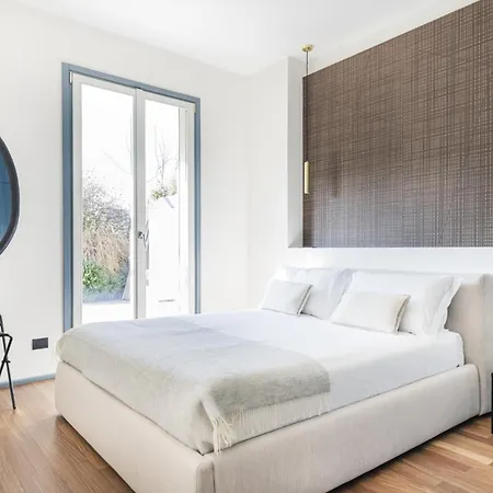 Easylife - Con Terrazzo Vicino Duomo * Milano