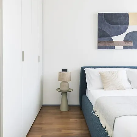 Easylife - Con Terrazzo Vicino Duomo * Milano